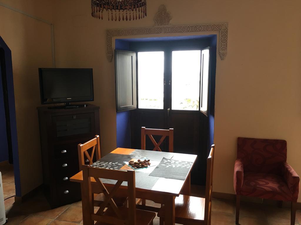 Apartamentos Victoria Bujalance Zewnętrze zdjęcie