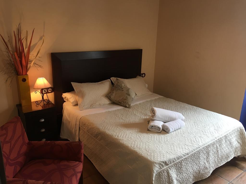 Apartamentos Victoria Bujalance Zewnętrze zdjęcie