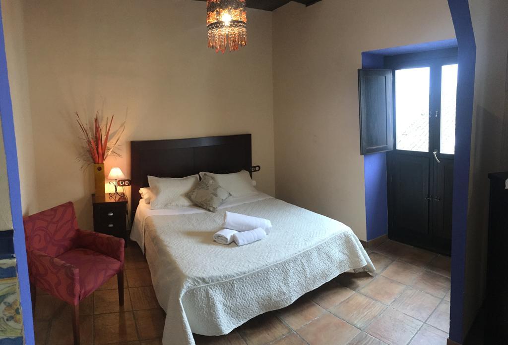 Apartamentos Victoria Bujalance Zewnętrze zdjęcie