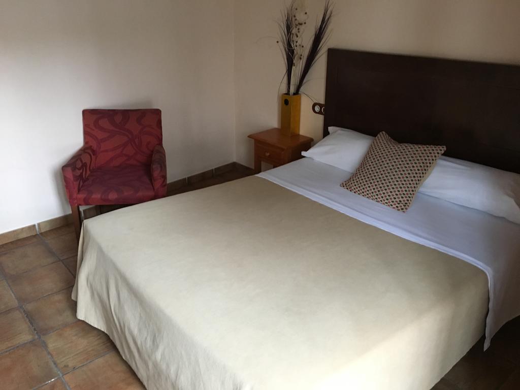 Apartamentos Victoria Bujalance Zewnętrze zdjęcie