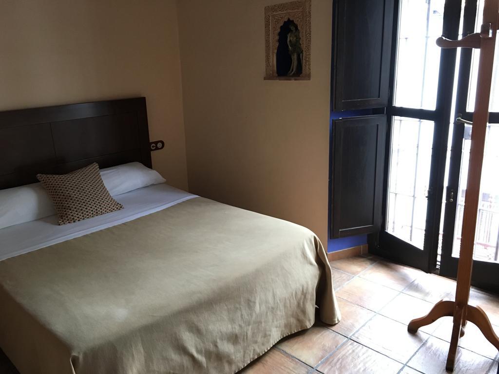 Apartamentos Victoria Bujalance Zewnętrze zdjęcie