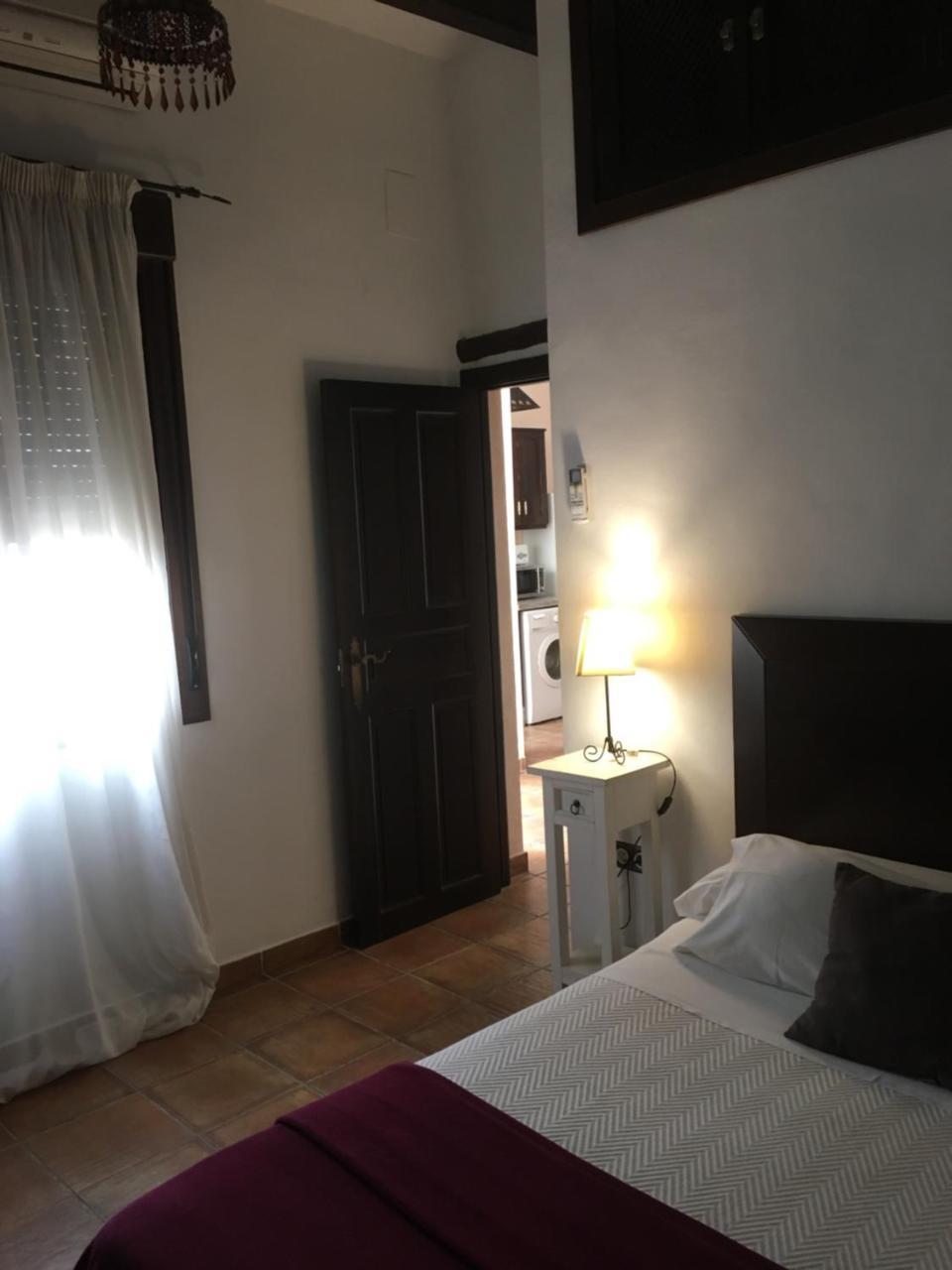 Apartamentos Victoria Bujalance Zewnętrze zdjęcie