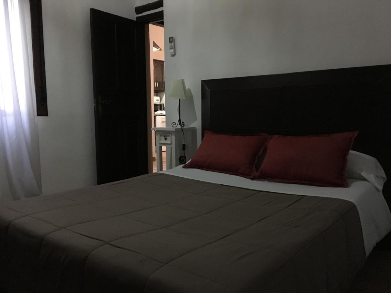Apartamentos Victoria Bujalance Zewnętrze zdjęcie